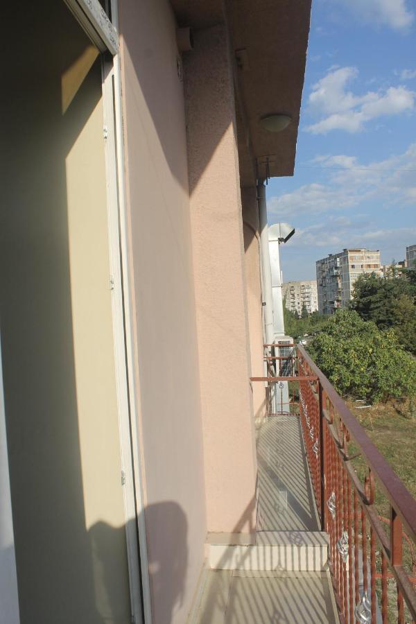 Keba Hotel Tbiliszi Kültér fotó