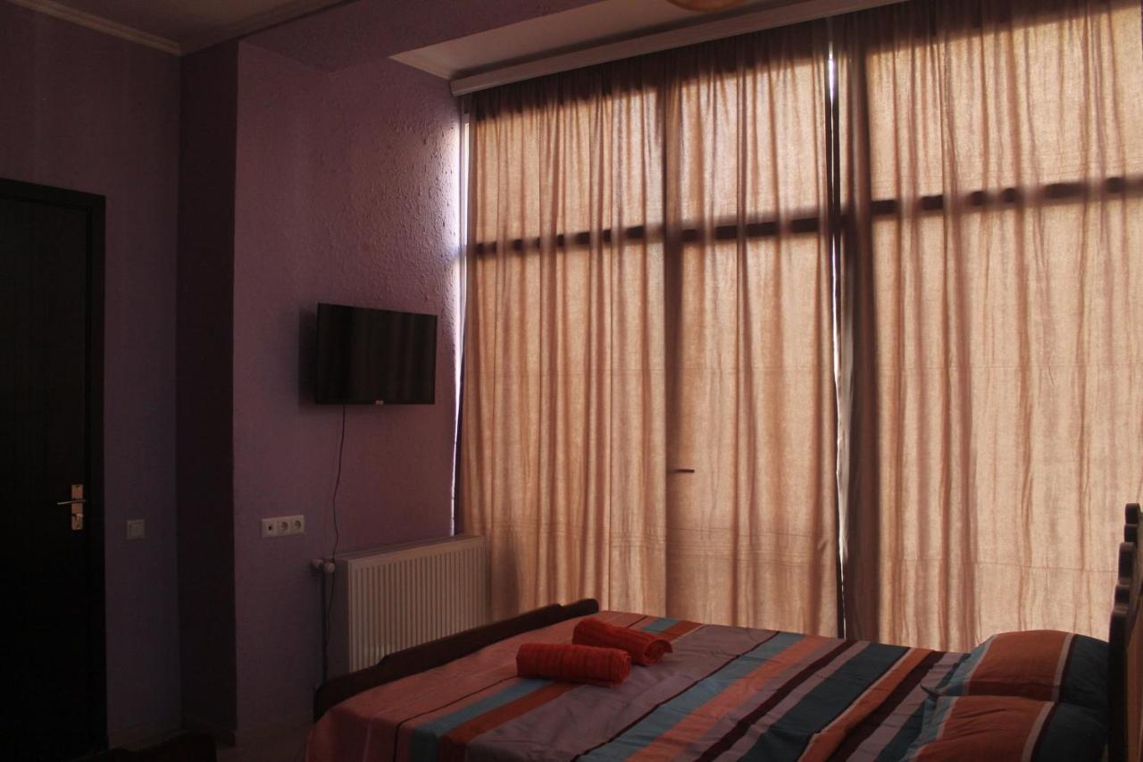 Keba Hotel Tbiliszi Kültér fotó