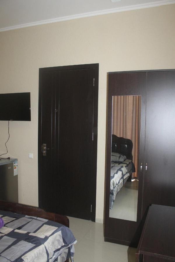 Keba Hotel Tbiliszi Kültér fotó